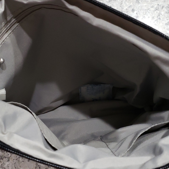 Baggalini Bag - Picture 7 of 10